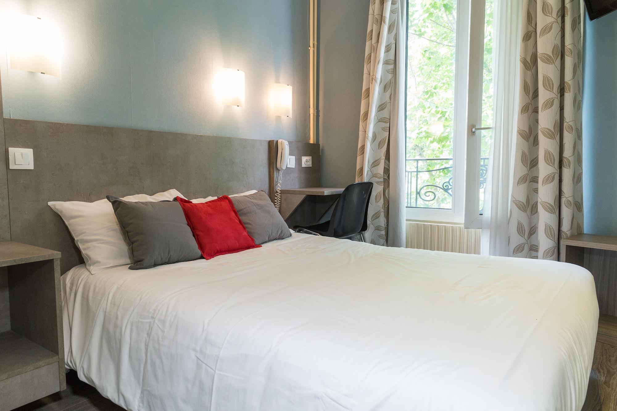 Panam Hotel Paris Gambetta- Place Gambetta-Mairie Du 20 Emme Екстер'єр фото