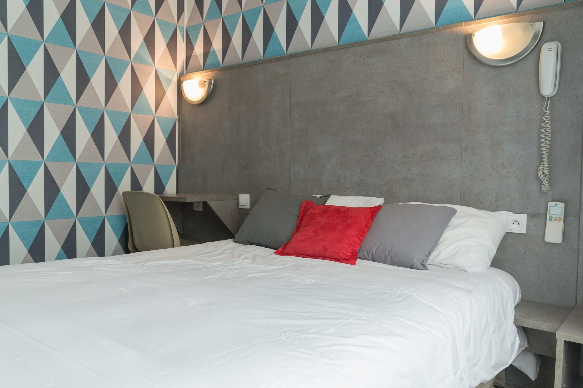 Panam Hotel Paris Gambetta- Place Gambetta-Mairie Du 20 Emme Екстер'єр фото