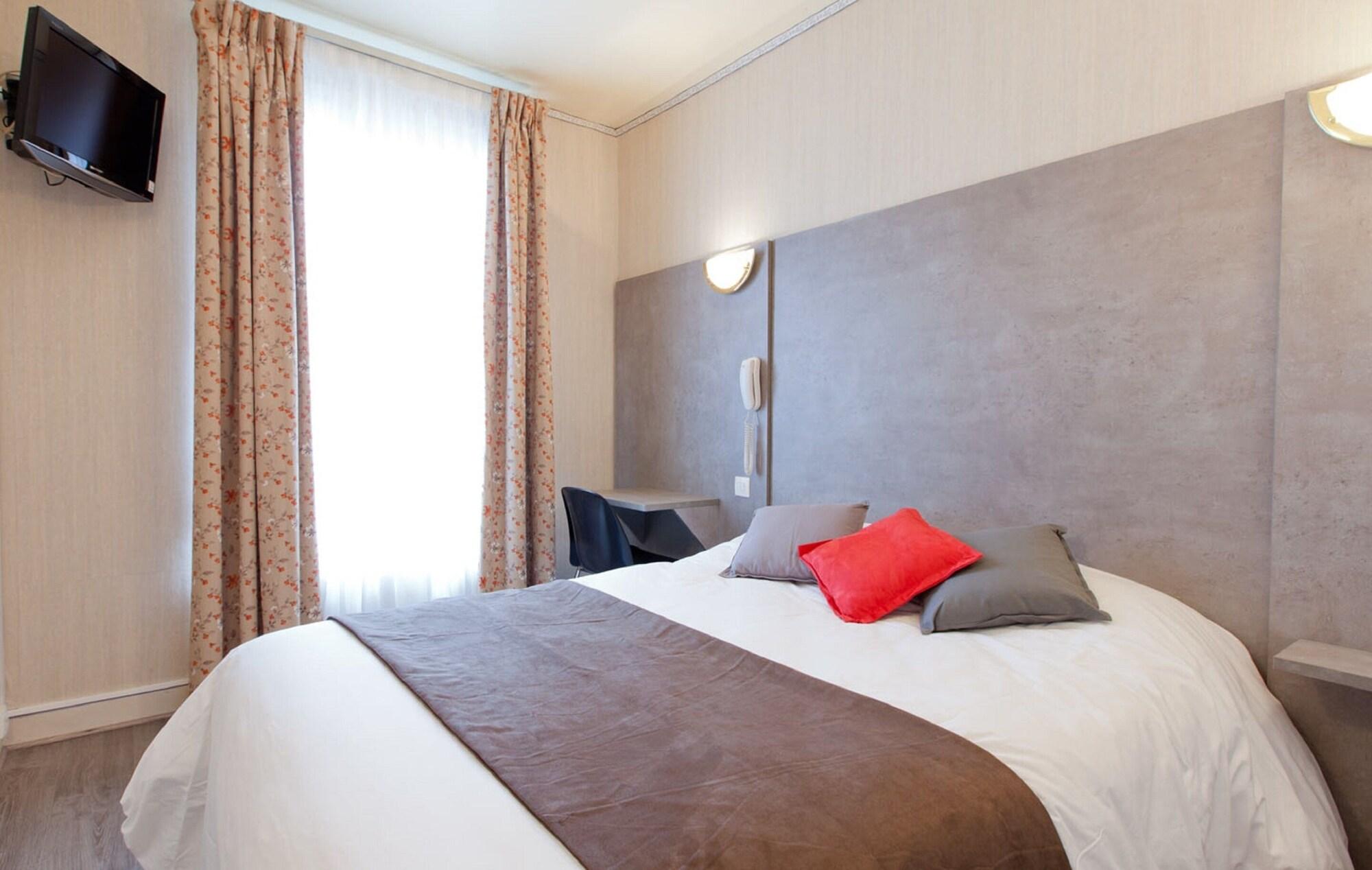 Panam Hotel Paris Gambetta- Place Gambetta-Mairie Du 20 Emme Екстер'єр фото