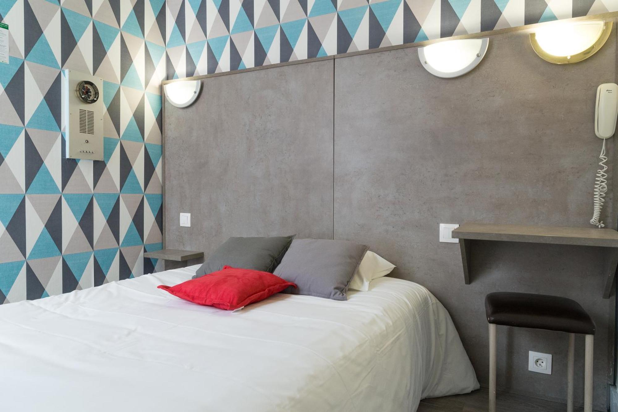 Panam Hotel Paris Gambetta- Place Gambetta-Mairie Du 20 Emme Екстер'єр фото